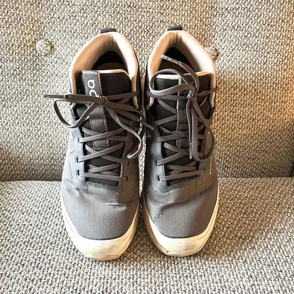 ON runners. High top waterproof - Picture 2 of 4